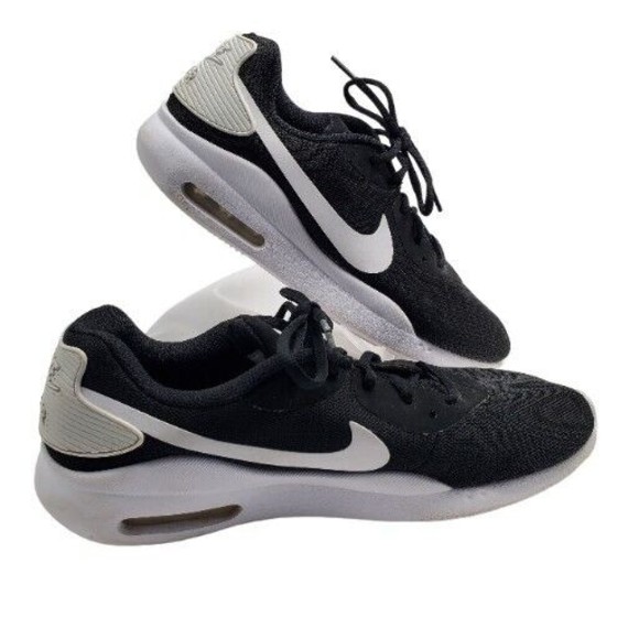 Nike Air Black Running Shoes Sneakers Trainers Athletic Women's Size 10.5 - Picture 1 of 10